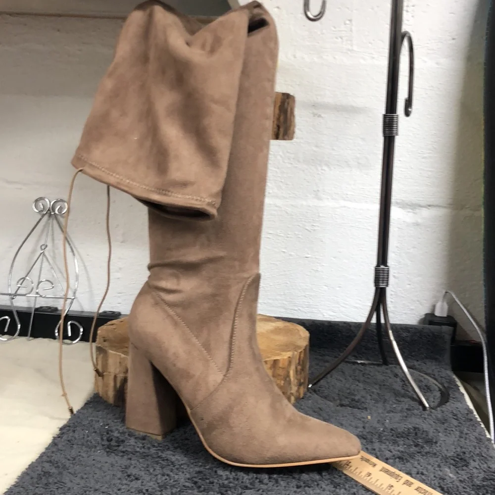 NWOT YOKI style Bridget over the knee boots 3.5” heel suede size‎ 9
